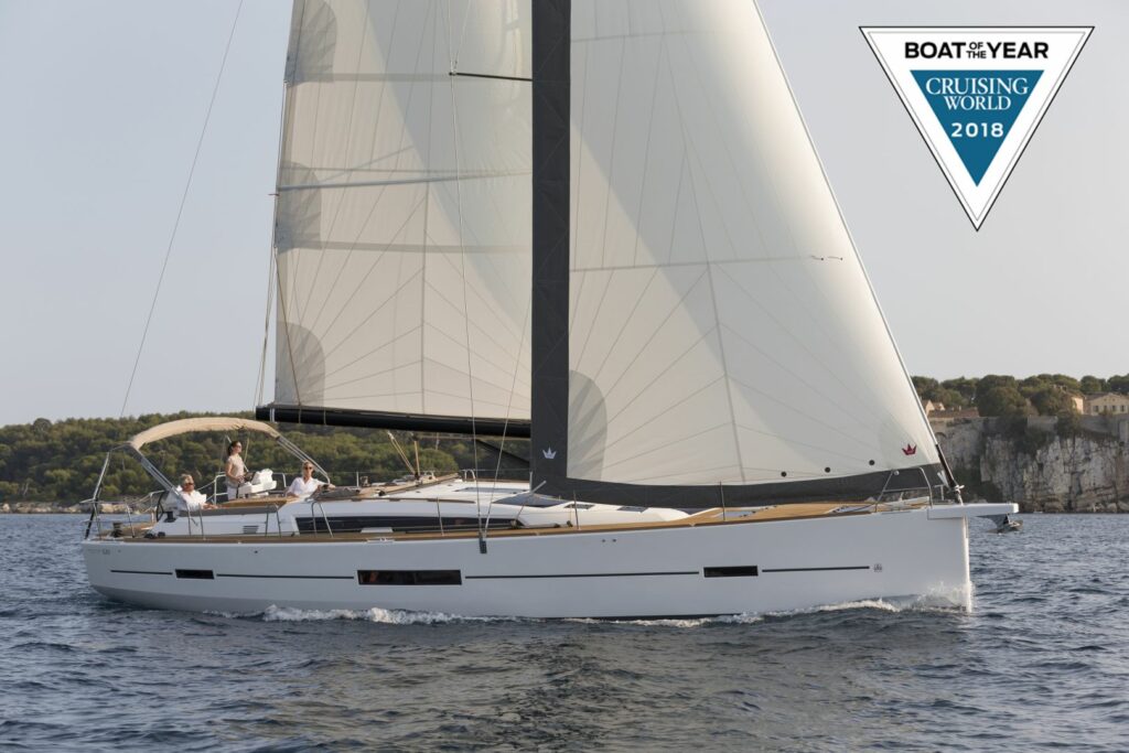 dufour-520-grand-large-cruising-world-boat-of-the-year