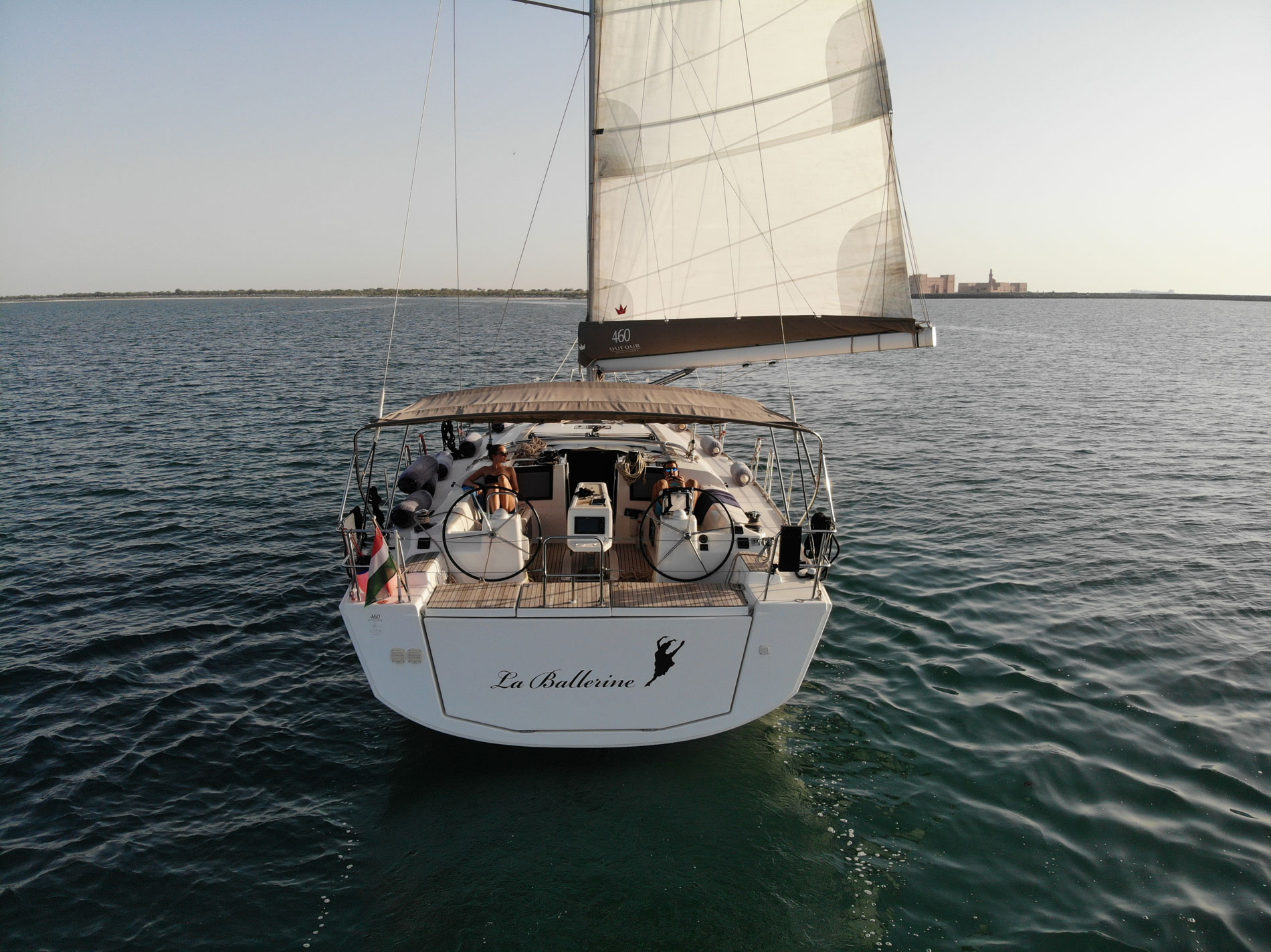 Cruising-yacht-dufour-460-photo-boat-4