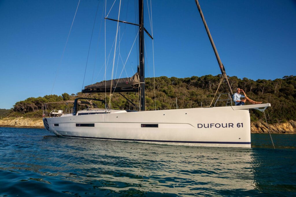 sail-new-boats-gear-2022-dufour61-september-2021-english